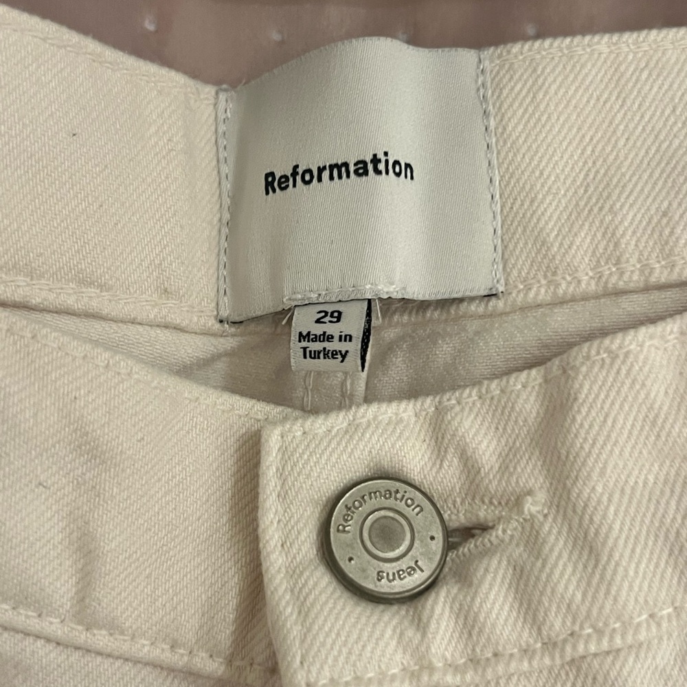 Reformation Val 90s Mid Rise Straight Jeans Ivory - Size 29 - Picture 5 of 6